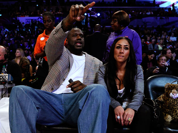 一名年轻攻 一名年轻攻