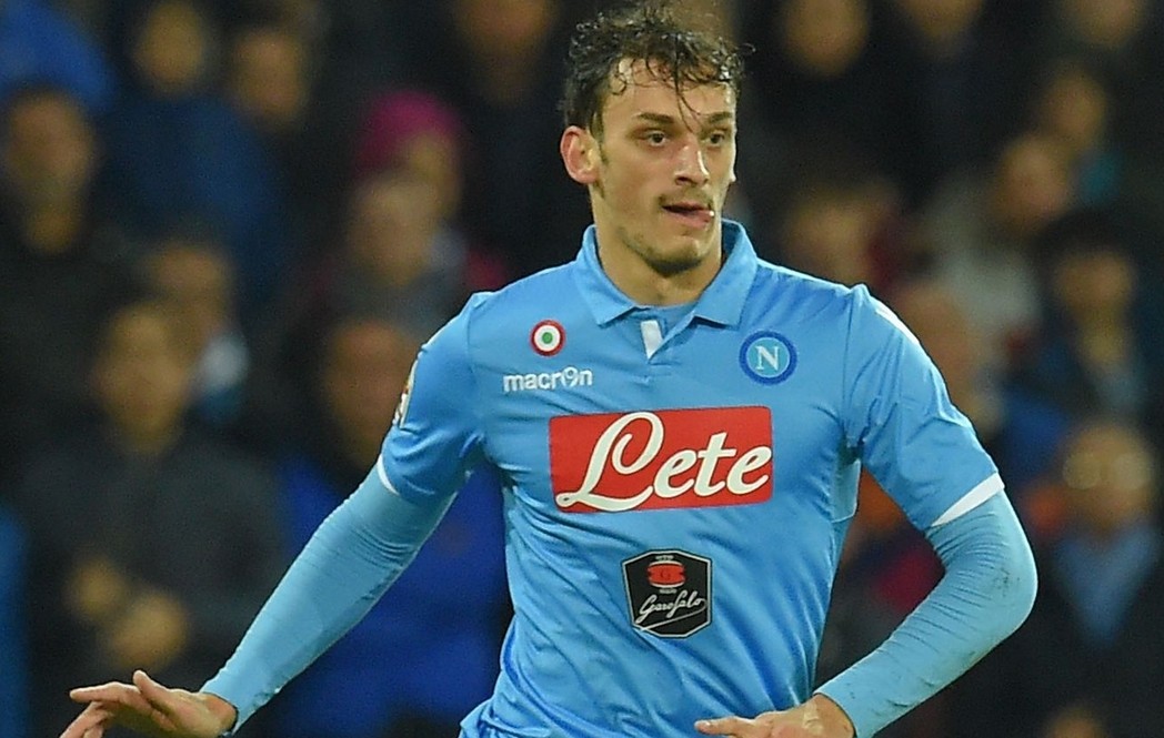 让朗斯在拥 让朗斯在拥